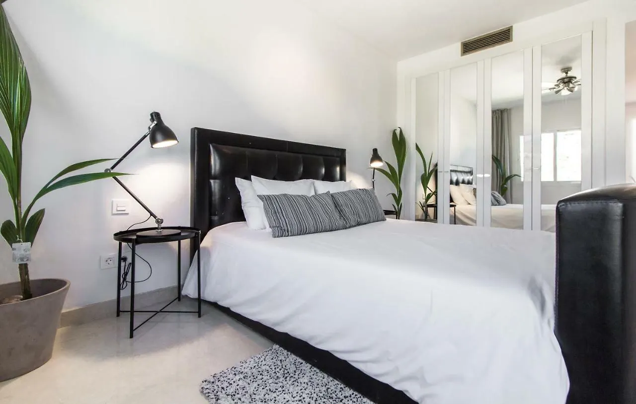 Apartment Jacuzzi Rooftop Bbq Wifi Pool Music Netflix Games Benahavis